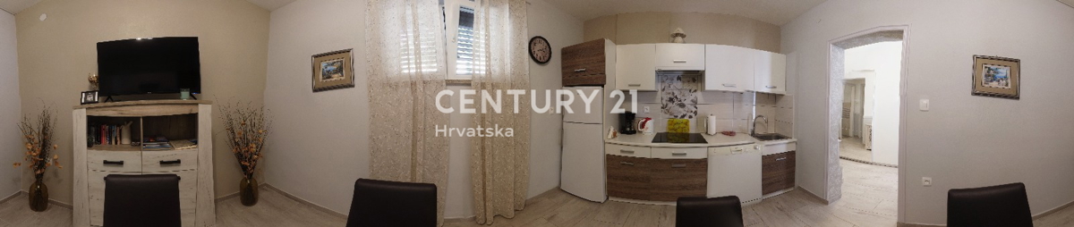 LABIN, RABAC, CASA CON 4 APPARTAMENTI, VISTA APERTA SUL MARE E SULLA CITTÀ VECCHIA DI LABIN