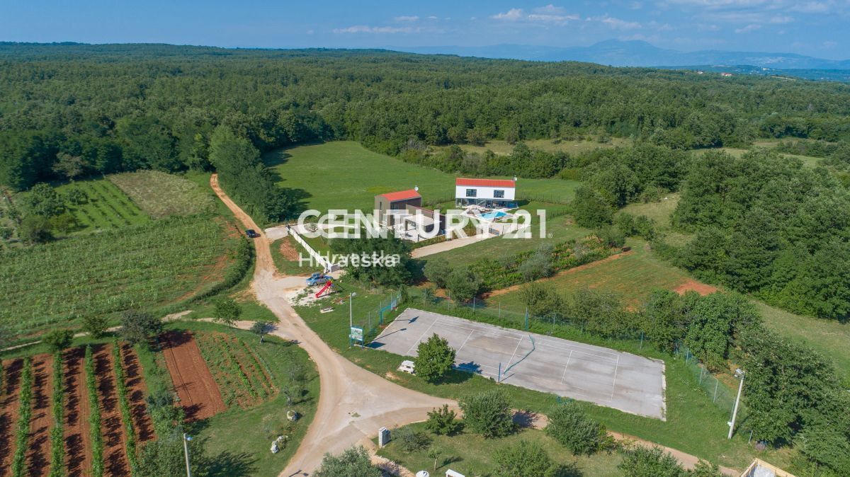 Vendita, Locale commerciale, Hotel, Provincia di Istria, Barban, Draguzeti