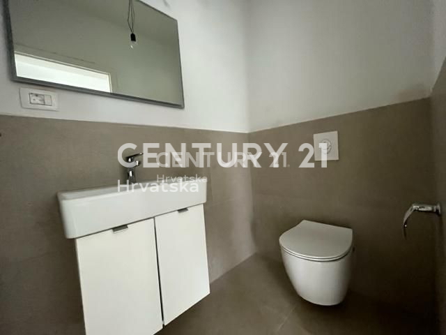 Vendita, Appartamento, 3,5 locali (3S+DB), Provincia di Istria, Poreč