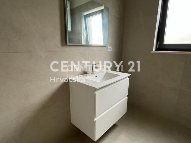 Vendita, Appartamento, 3,5 locali (3S+DB), Provincia di Istria, Poreč