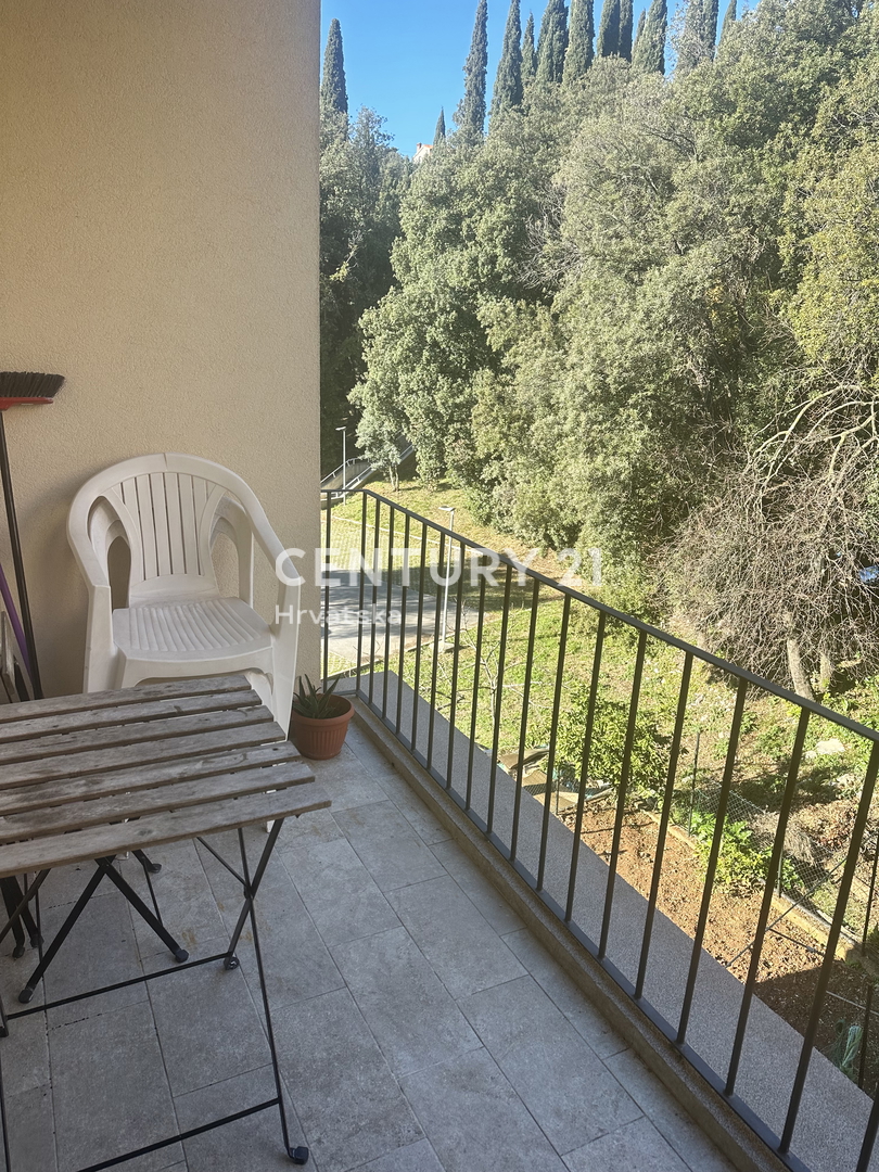 LABIN, RABAC, APPARTAMENTO CON VISTA APERTA SUL MARE, A 200 M DAL MARE