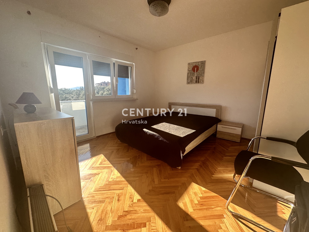 LABIN, RABAC, APPARTAMENTO CON VISTA APERTA SUL MARE, A 200 M DAL MARE