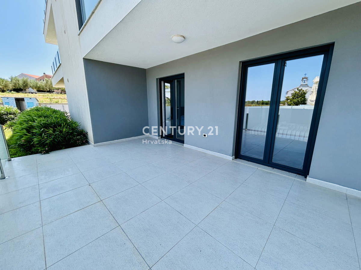 MEDULIN, VOLME, ESCLUSIVA DELL'AGENZIA, APPARTAMENTO A SOLI 200 METRI DAL MARE E DALLA SPIAGGIA