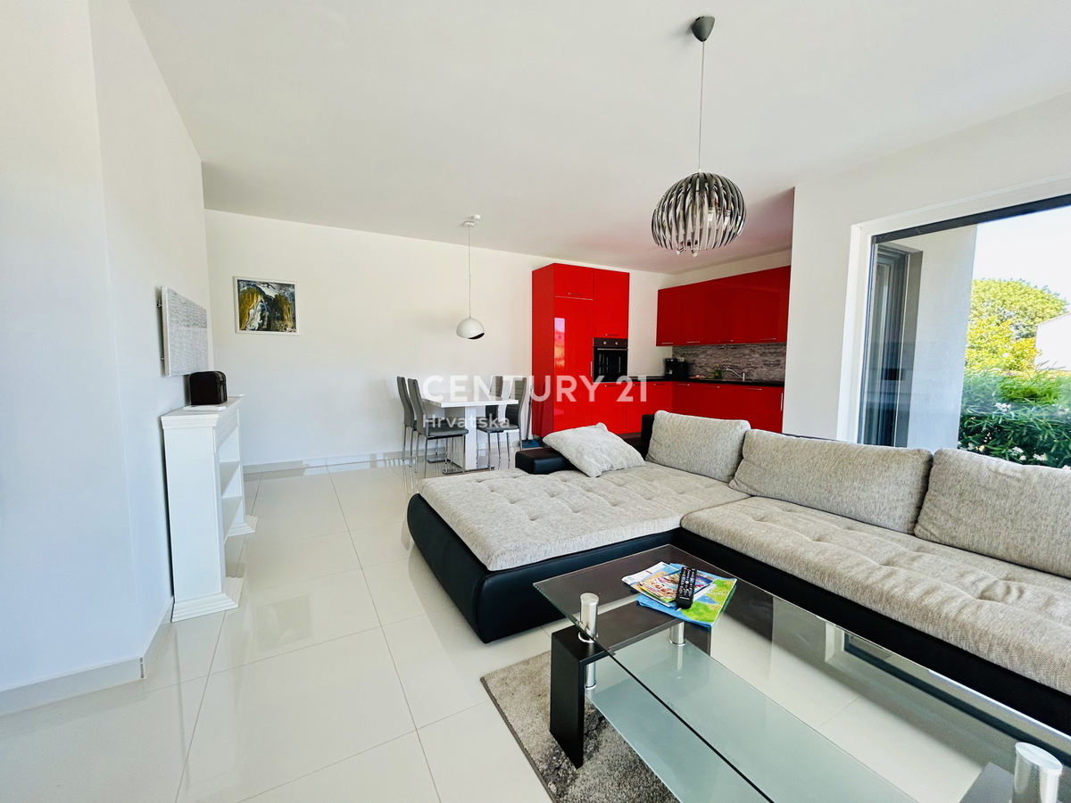 MEDULIN, VOLME, ESCLUSIVA DELL'AGENZIA, APPARTAMENTO A SOLI 200 METRI DAL MARE E DALLA SPIAGGIA