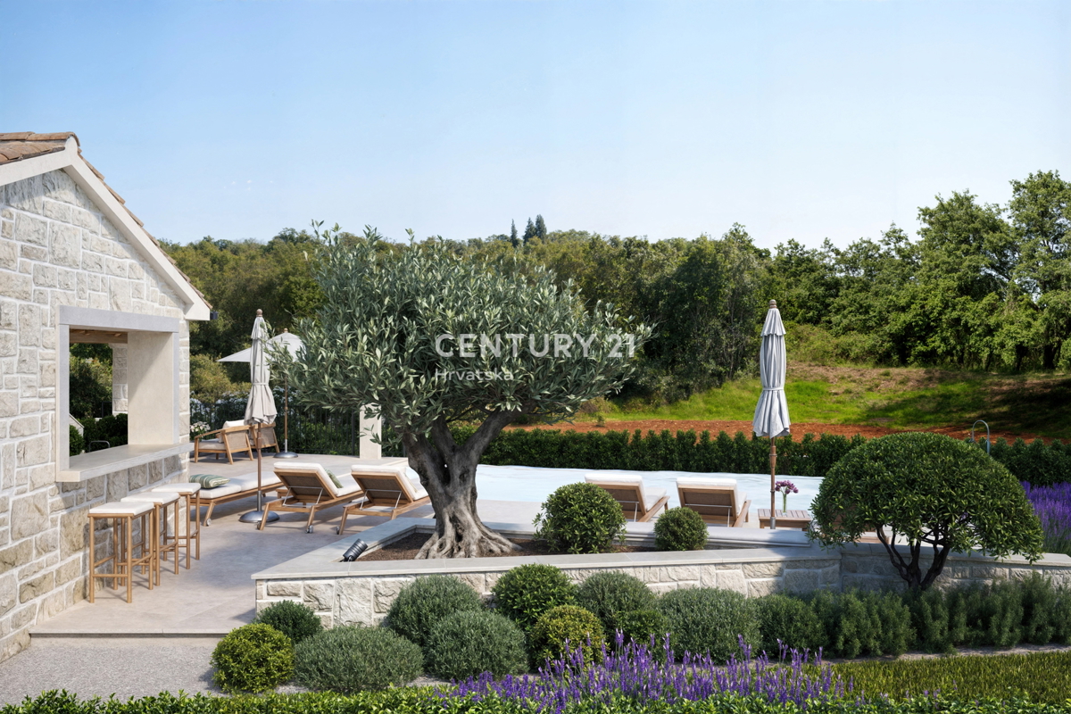 POREČ, 15 KM, TERRENO EDIFICABILE CON PROGETTO PER UNA SPLENDIDA CASA MEDITERRANEA