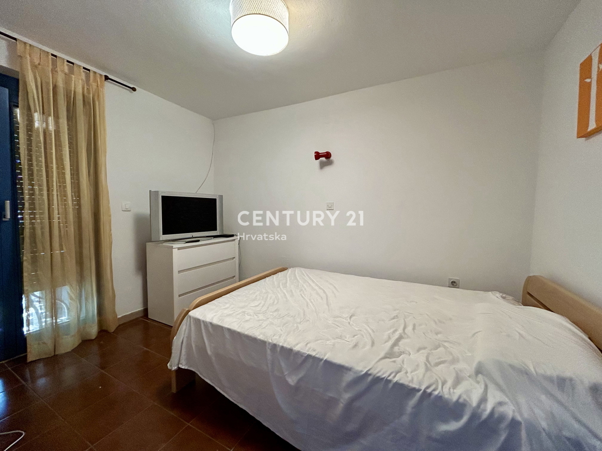 UMAG, DINTORNI, CASA A SOLO 200 METRI DALLA SPIAGGIA E DAL MARE