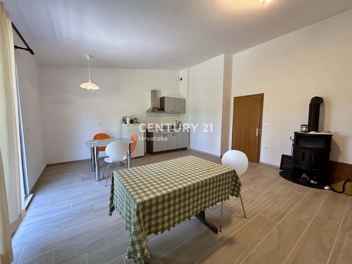 UMAG, DINTORNI, CASA A SOLO 200 METRI DALLA SPIAGGIA E DAL MARE