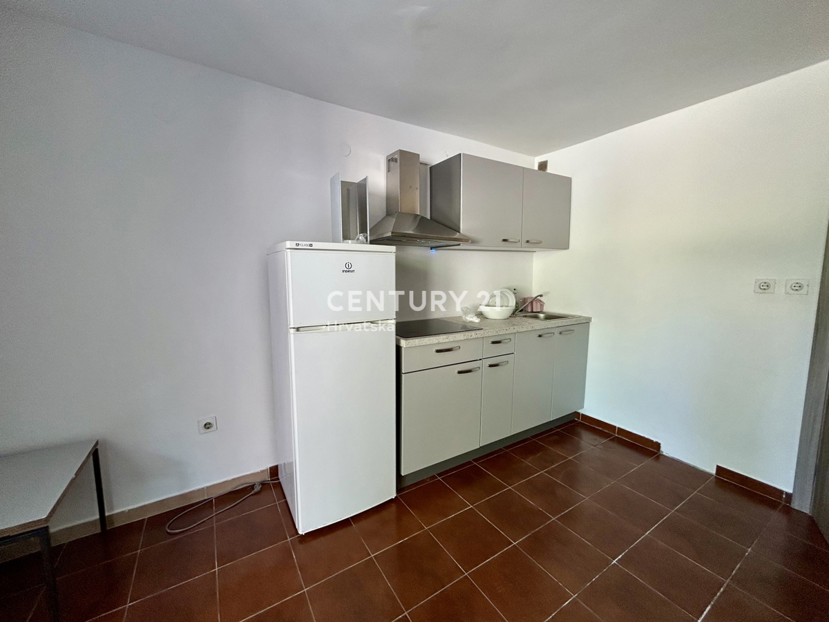 UMAG, DINTORNI, CASA A SOLO 200 METRI DALLA SPIAGGIA E DAL MARE