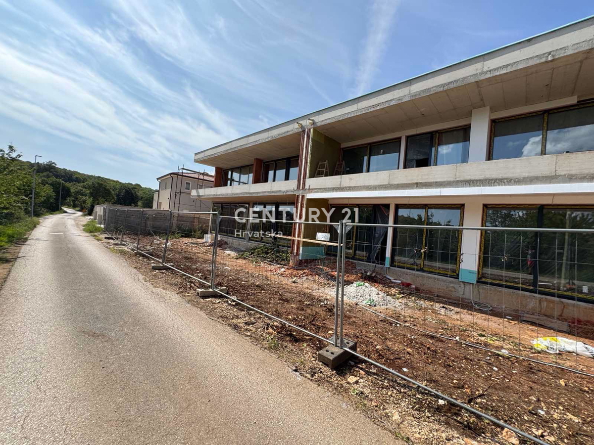 ROVINJSKO SELO, VENDITA APPARTAMENTO IN NUOVA COSTRUZIONE CON GIARDINO