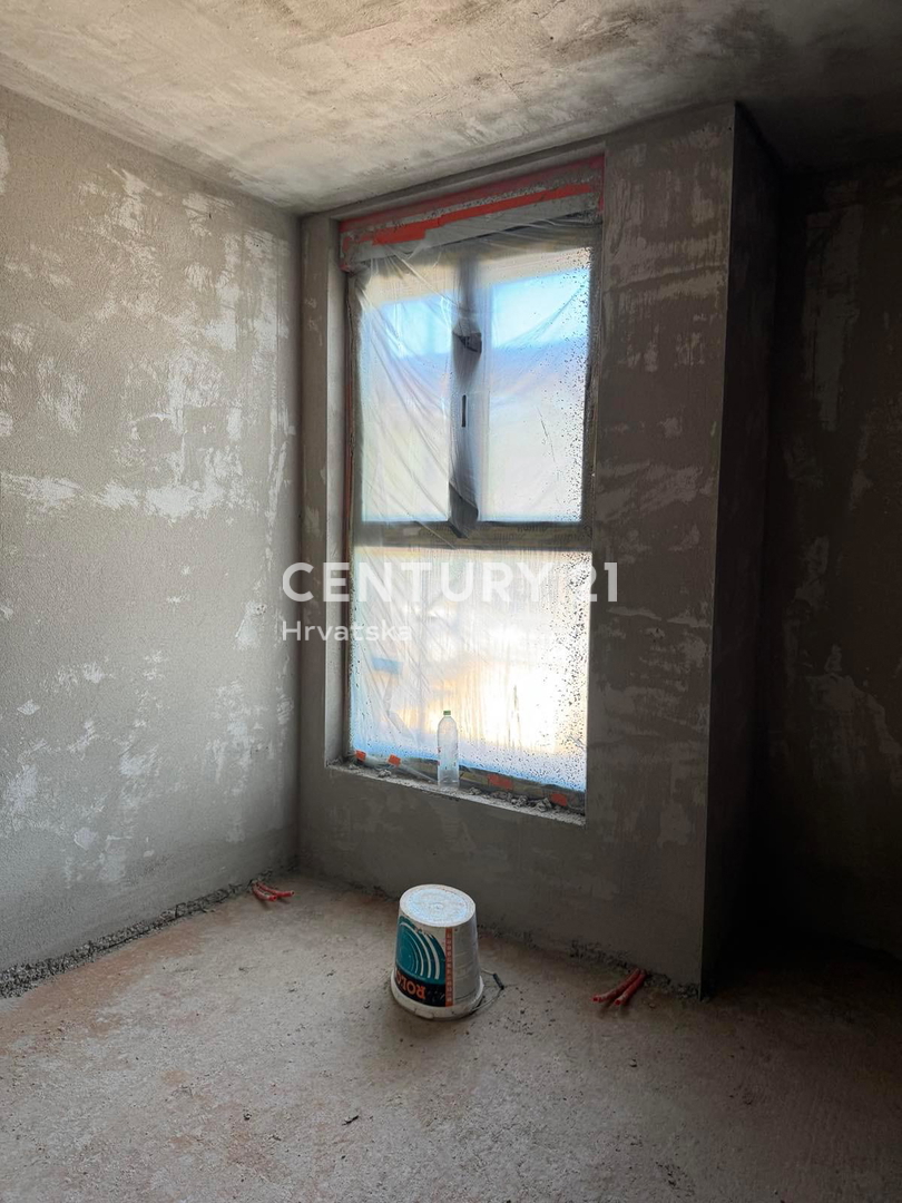 ROVINJSKO SELO, VENDITA APPARTAMENTO IN NUOVA COSTRUZIONE CON GIARDINO