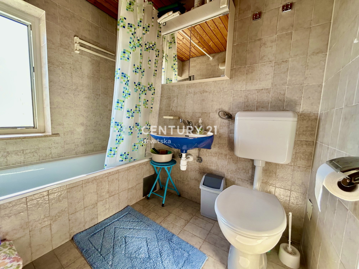 UMAG, DINTORNI, CASA A SOLI 200 METRI DALLA SPIAGGIA