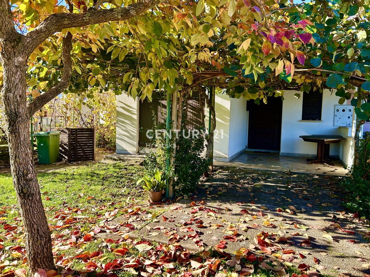 UMAG, DINTORNI, CASA A SOLI 200 METRI DALLA SPIAGGIA