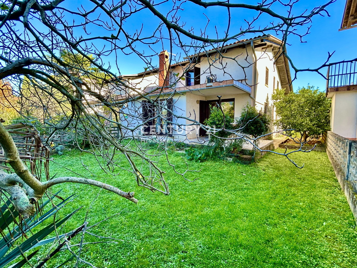 UMAG, DINTORNI, CASA A SOLI 200 METRI DALLA SPIAGGIA