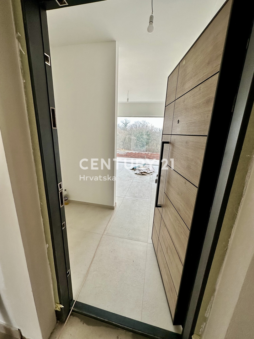 ŽMINJ, APPARTAMENTO AL PIANO TERRA CON DUE CAMERE DA LETTO