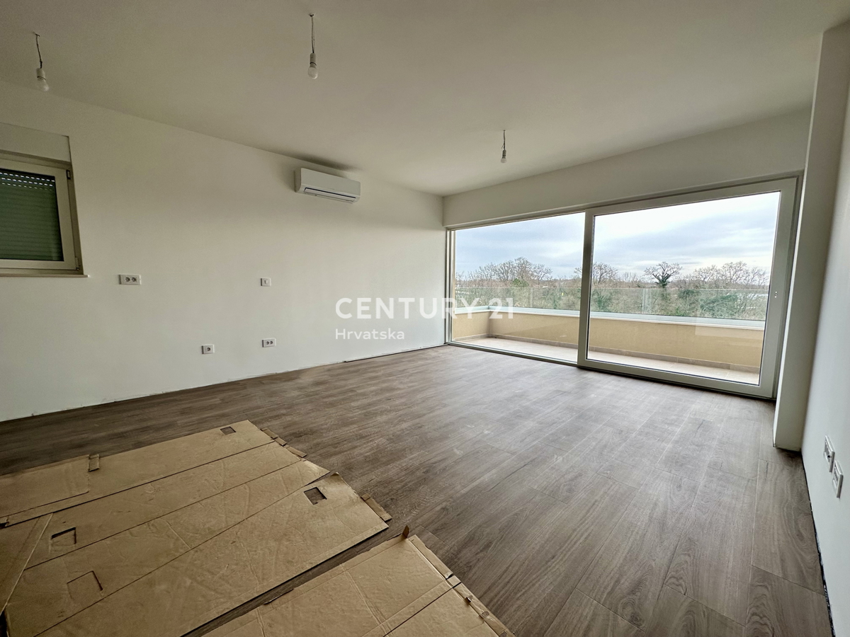 ŽMINJ, APPARTAMENTO AL PIANO TERRA CON DUE CAMERE DA LETTO