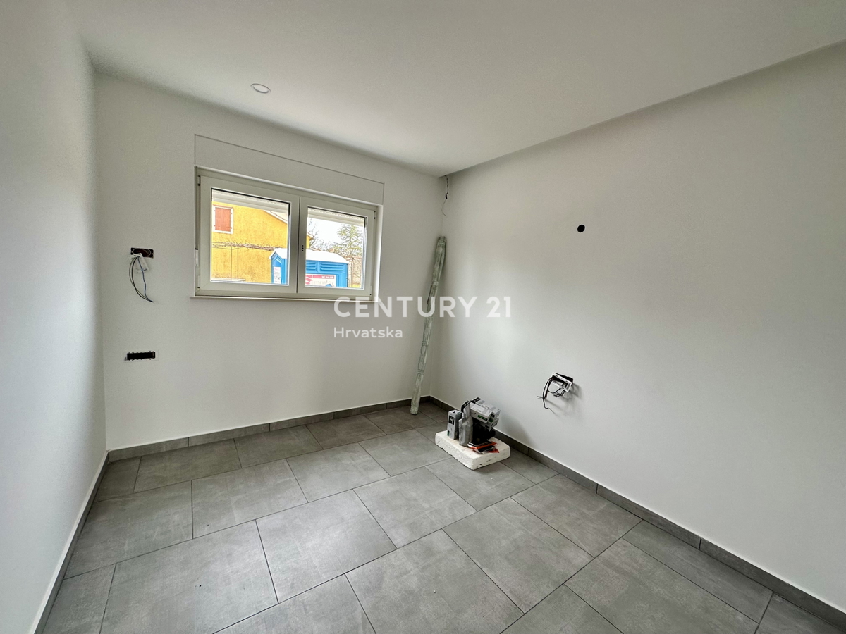 ŽMINJ, APPARTAMENTO AL PIANO TERRA CON DUE CAMERE DA LETTO