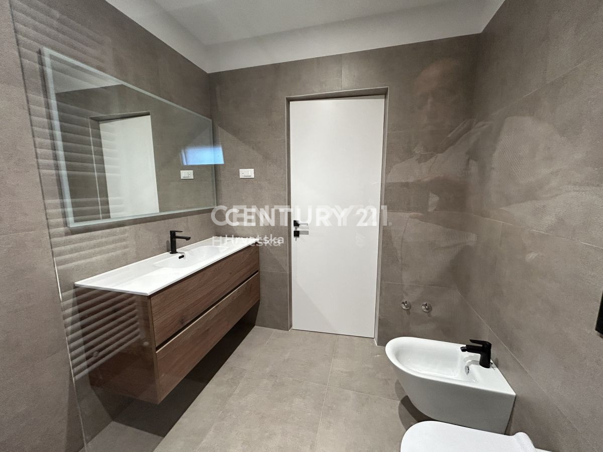 Vendita, Appartamento, 3 locali, Istarska županija, Rovinj