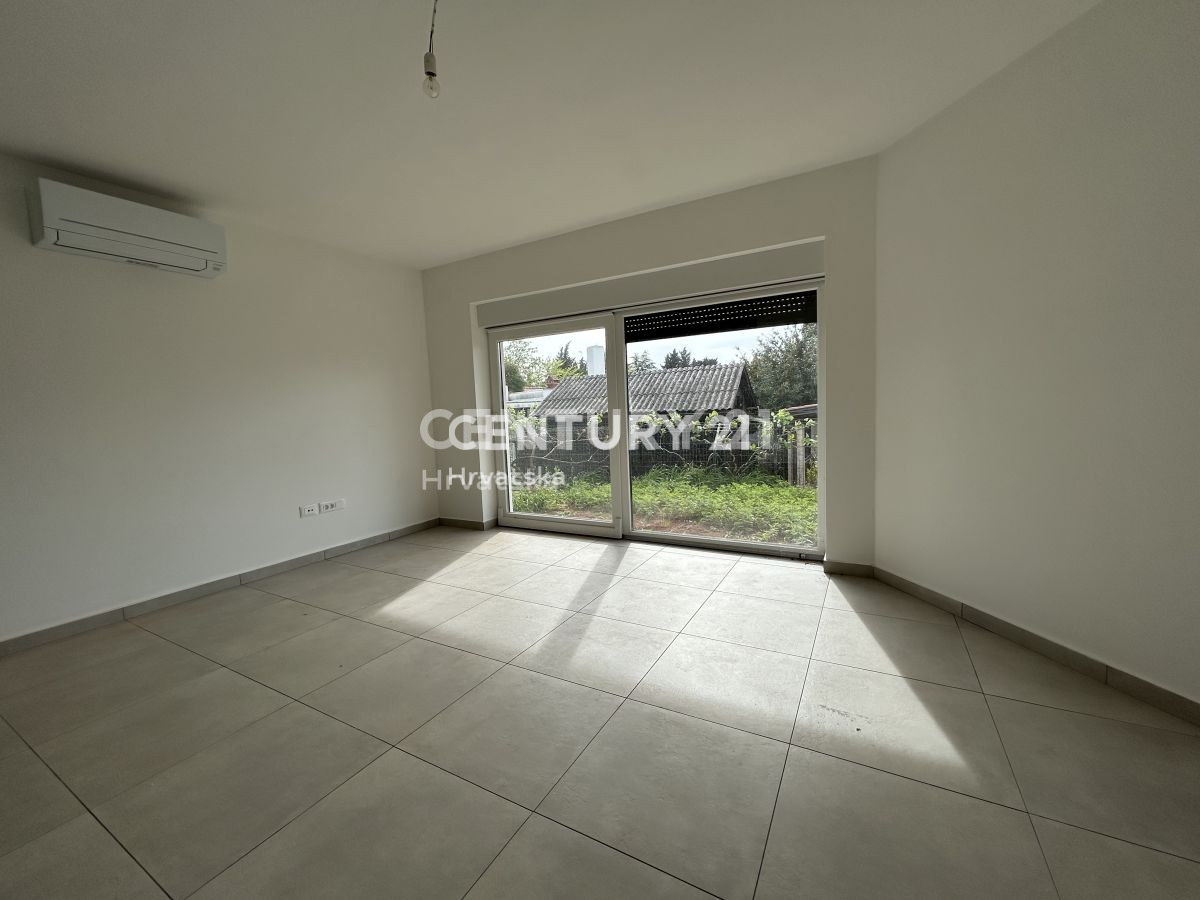 Vendita, Appartamento, 2,5 locali (2S+DB), Provincia di Istria, Umag