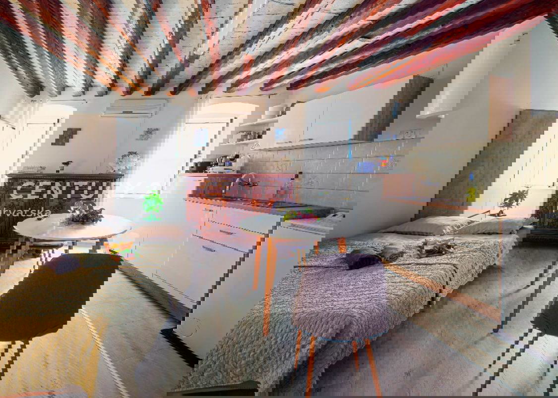 ROVINJ, CENTRO, APPARTAMENTO NEL CENTRO DI ROVINJ