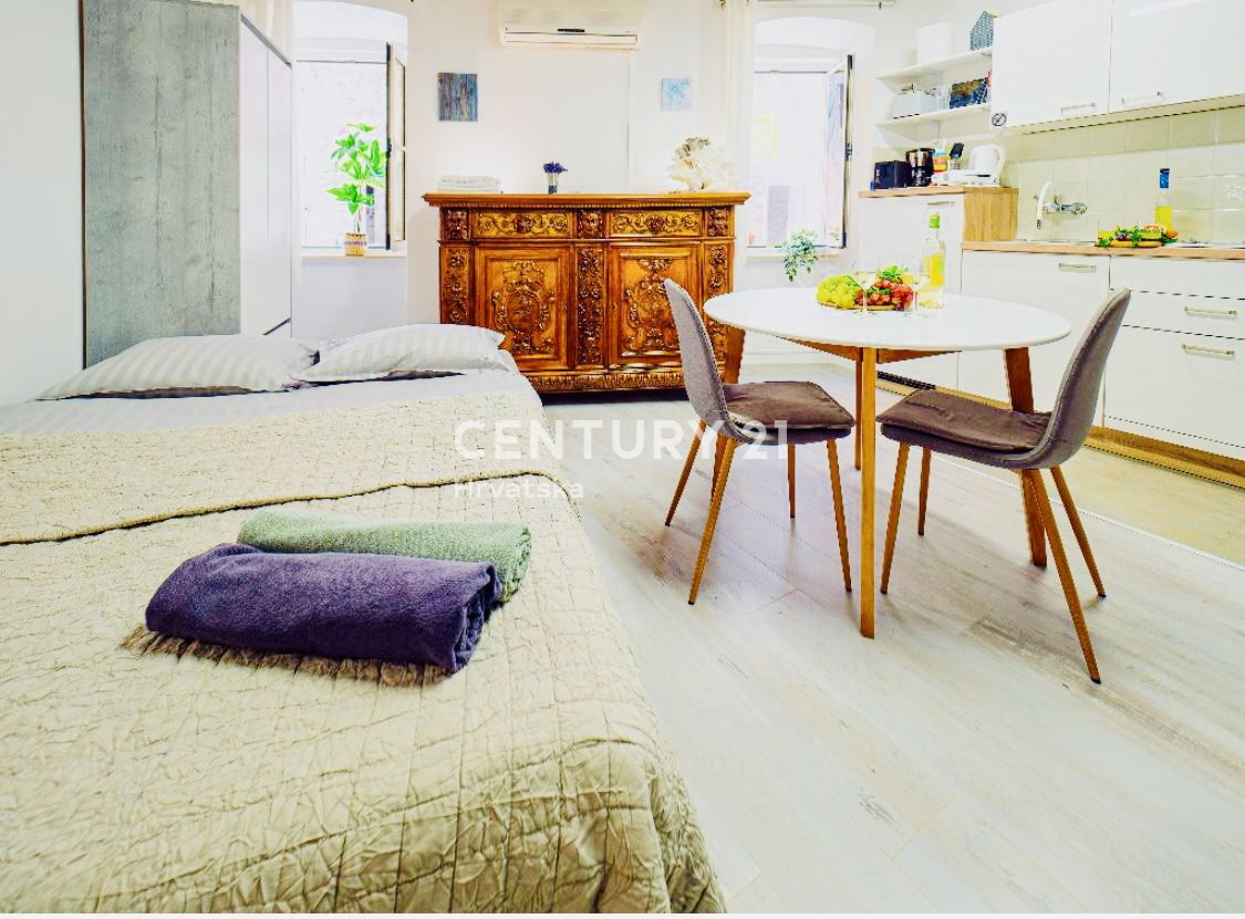 ROVINJ, CENTRO, APPARTAMENTO NEL CENTRO DI ROVINJ