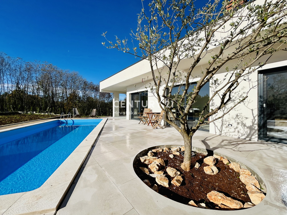 <ROVINJ, OKOLICA, FANTASTIČNA NOVA PRIZEMNICA>