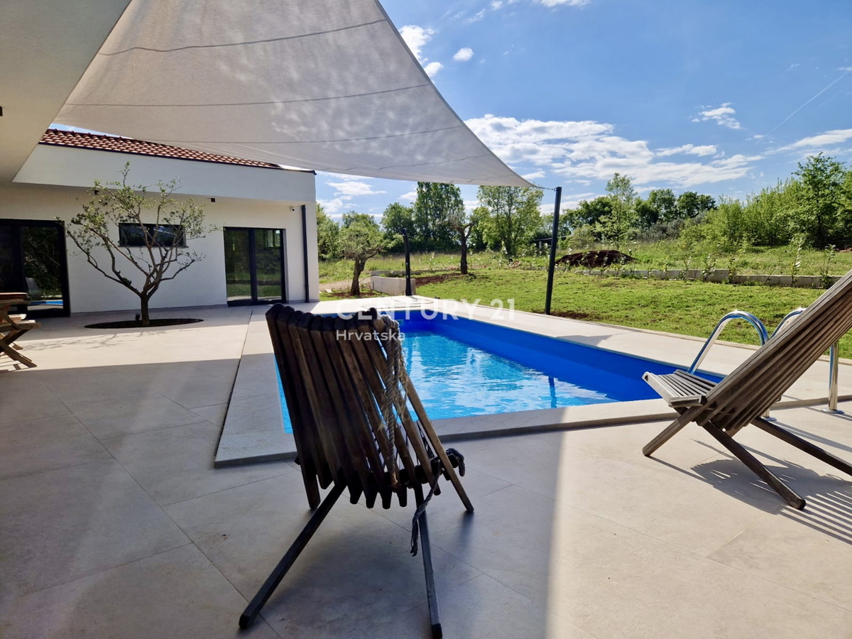 <ROVINJ, OKOLICA, FANTASTIČNA NOVA PRIZEMNICA>