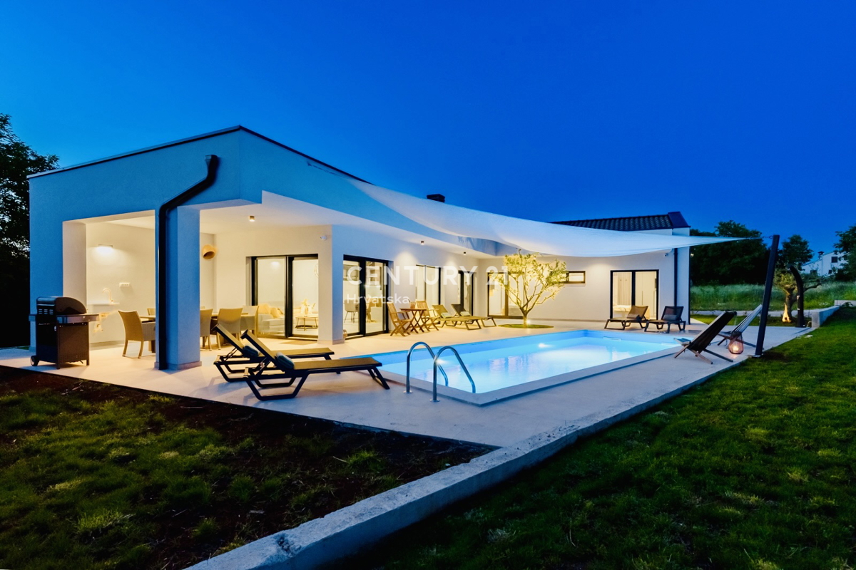 <ROVINJ, OKOLICA, FANTASTIČNA NOVA PRIZEMNICA>