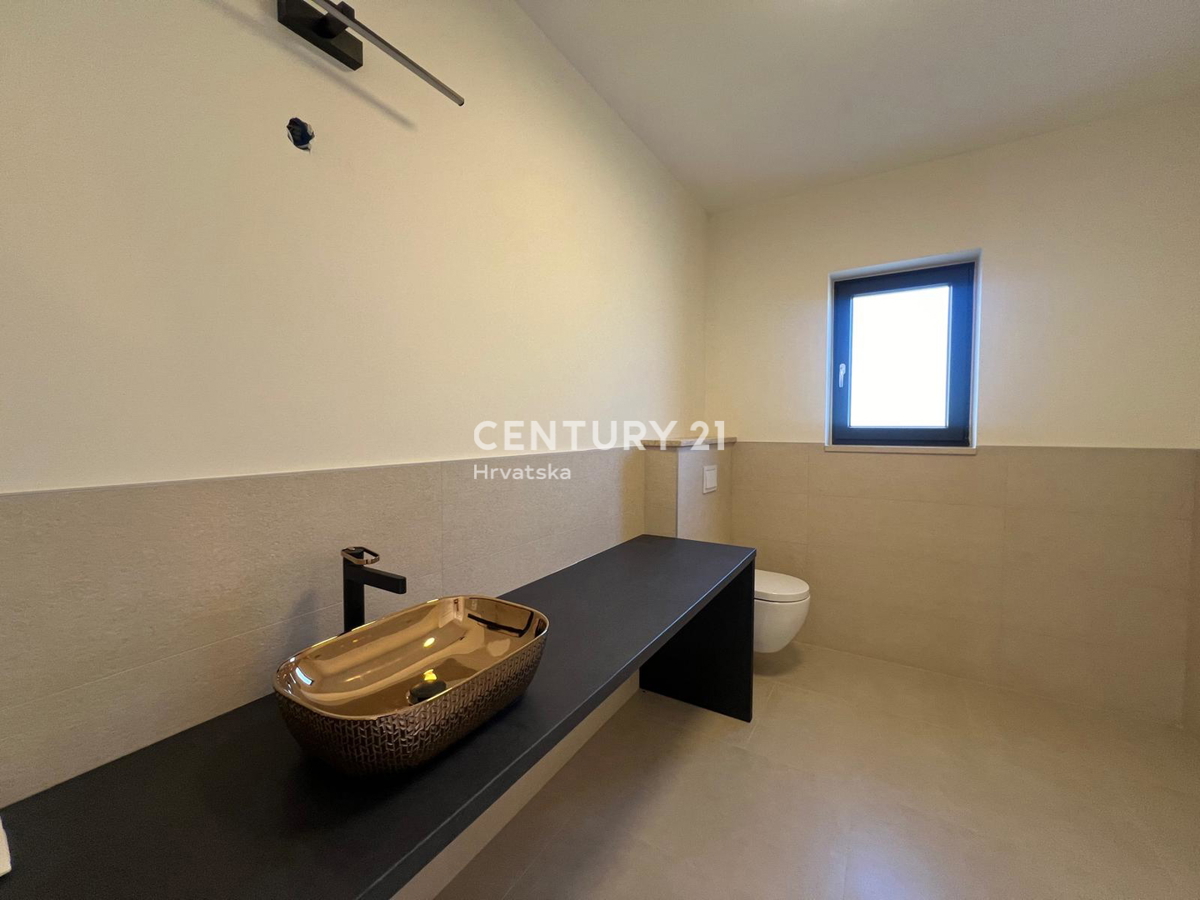 POREČ, VILLA MODERNA NUOVA CON PISCINA