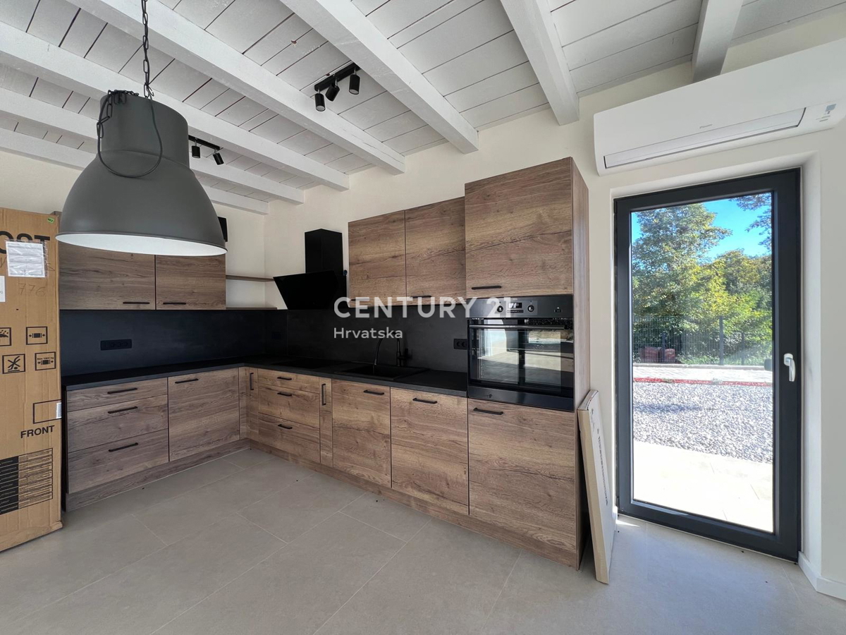 POREČ, VILLA MODERNA NUOVA CON PISCINA