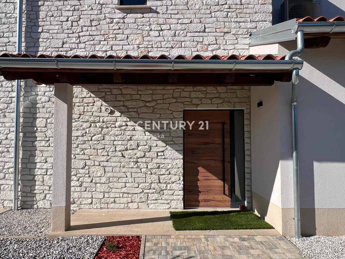 POREČ, VILLA MODERNA NUOVA CON PISCINA