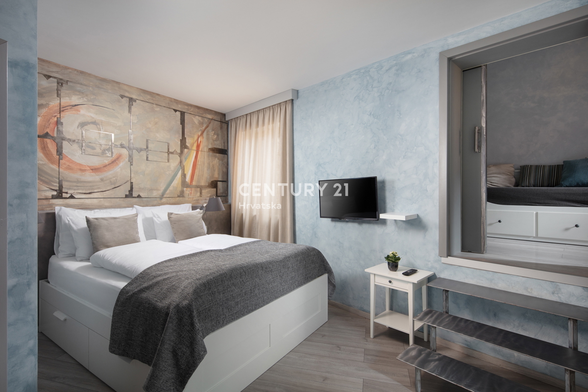 LABIN, CENTRO STORICO, BOUTIQUE HOTEL CON 5 CAMERE IN UNA SPLENDIDA POSIZIONE