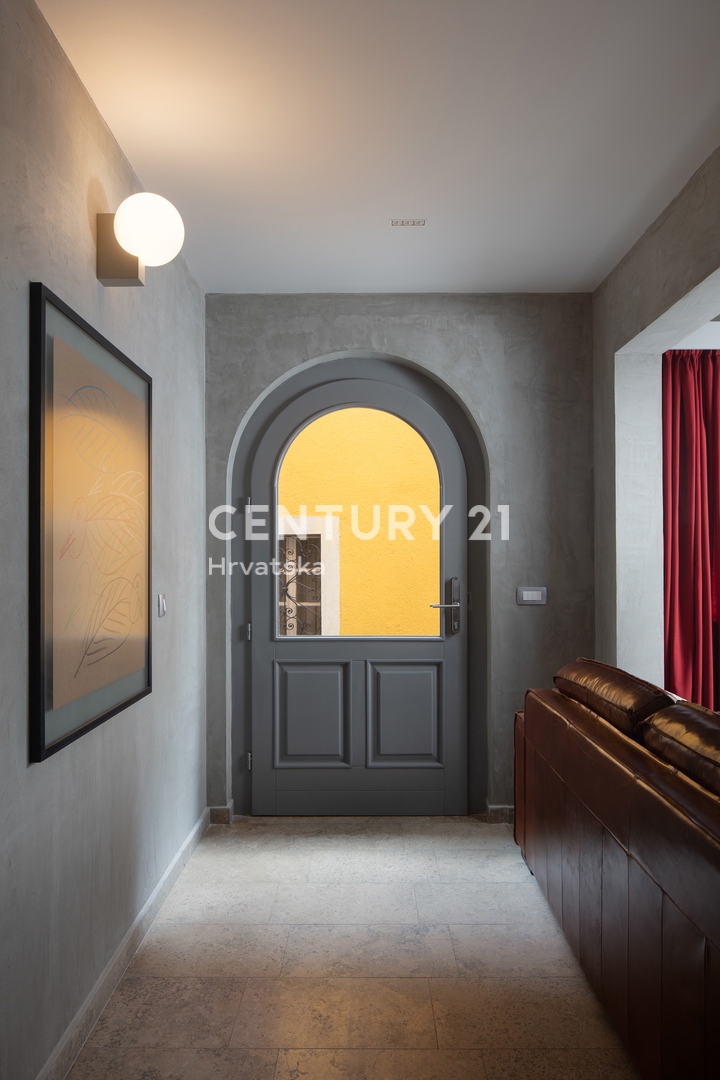 LABIN, CENTRO STORICO, BOUTIQUE HOTEL CON 5 CAMERE IN UNA SPLENDIDA POSIZIONE