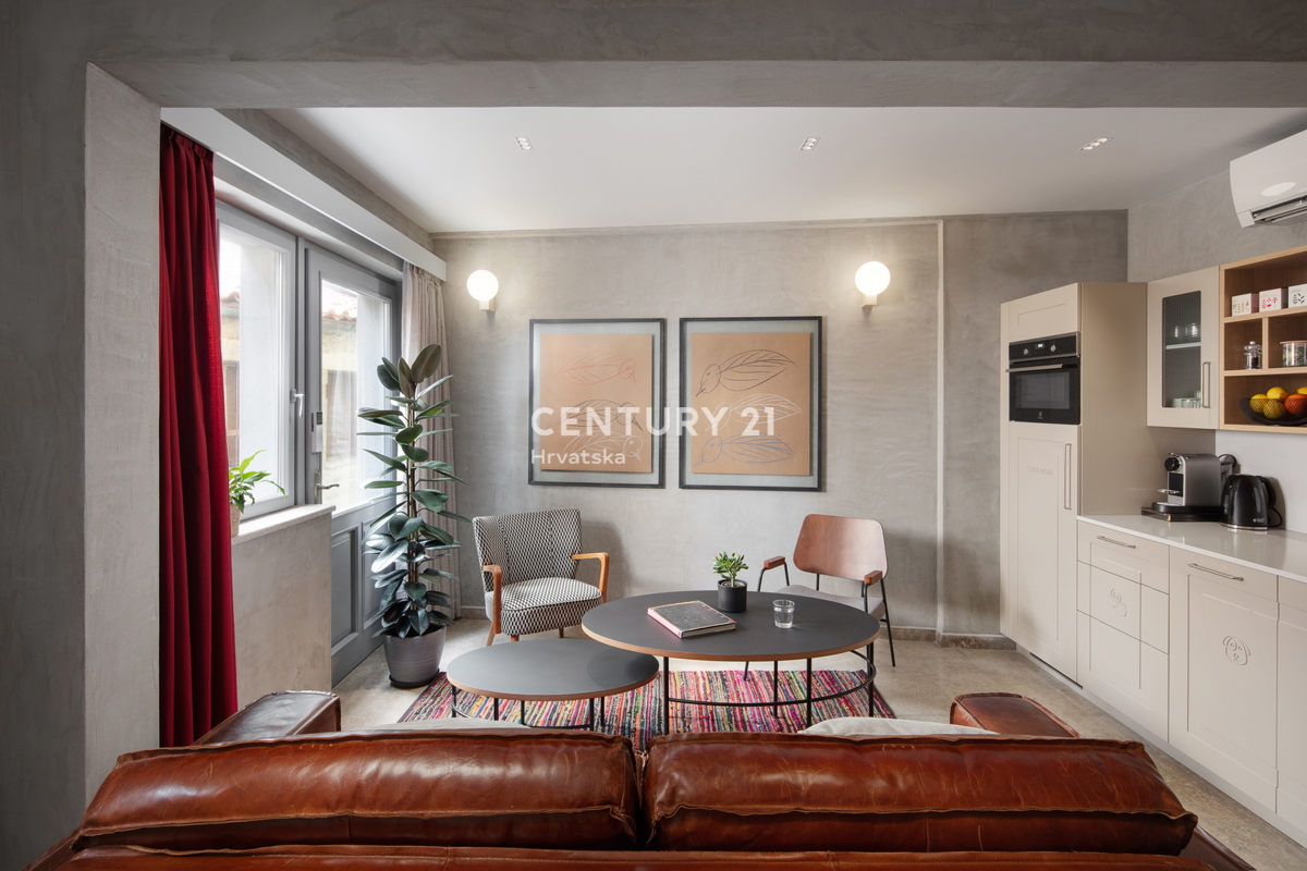 LABIN, CENTRO STORICO, BOUTIQUE HOTEL CON 5 CAMERE IN UNA SPLENDIDA POSIZIONE