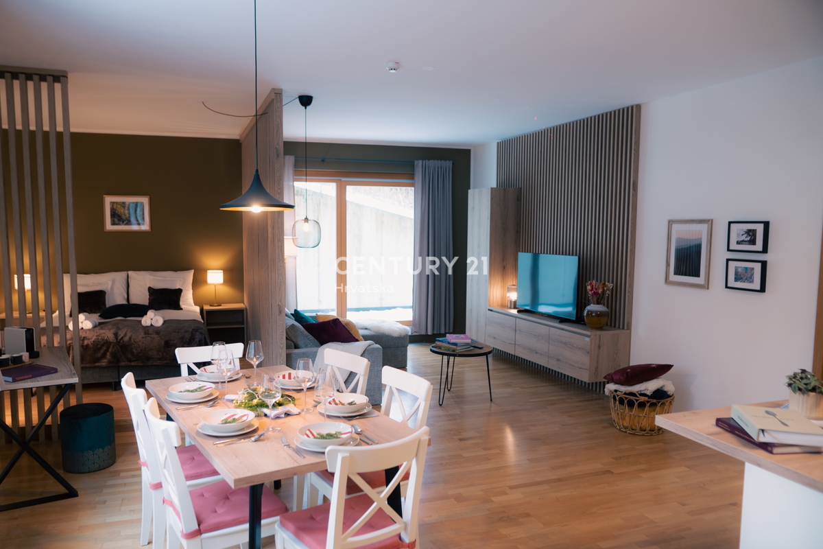 MARIBOR, POHORJE, APPARTAMENTO AL PIANO TERRA CON GRANDE ATRIO