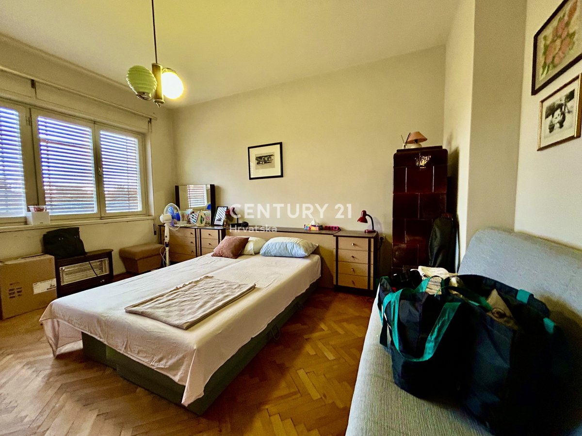 UMAG, CENTAR, CONFORTEVOLE APPARTAMENTO DUE LOCALI CON VISTA MARE