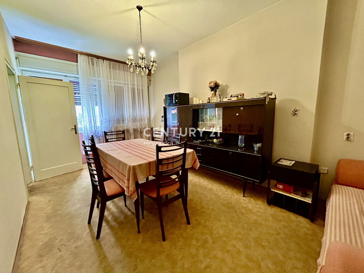 UMAG, CENTAR, CONFORTEVOLE APPARTAMENTO DUE LOCALI CON VISTA MARE