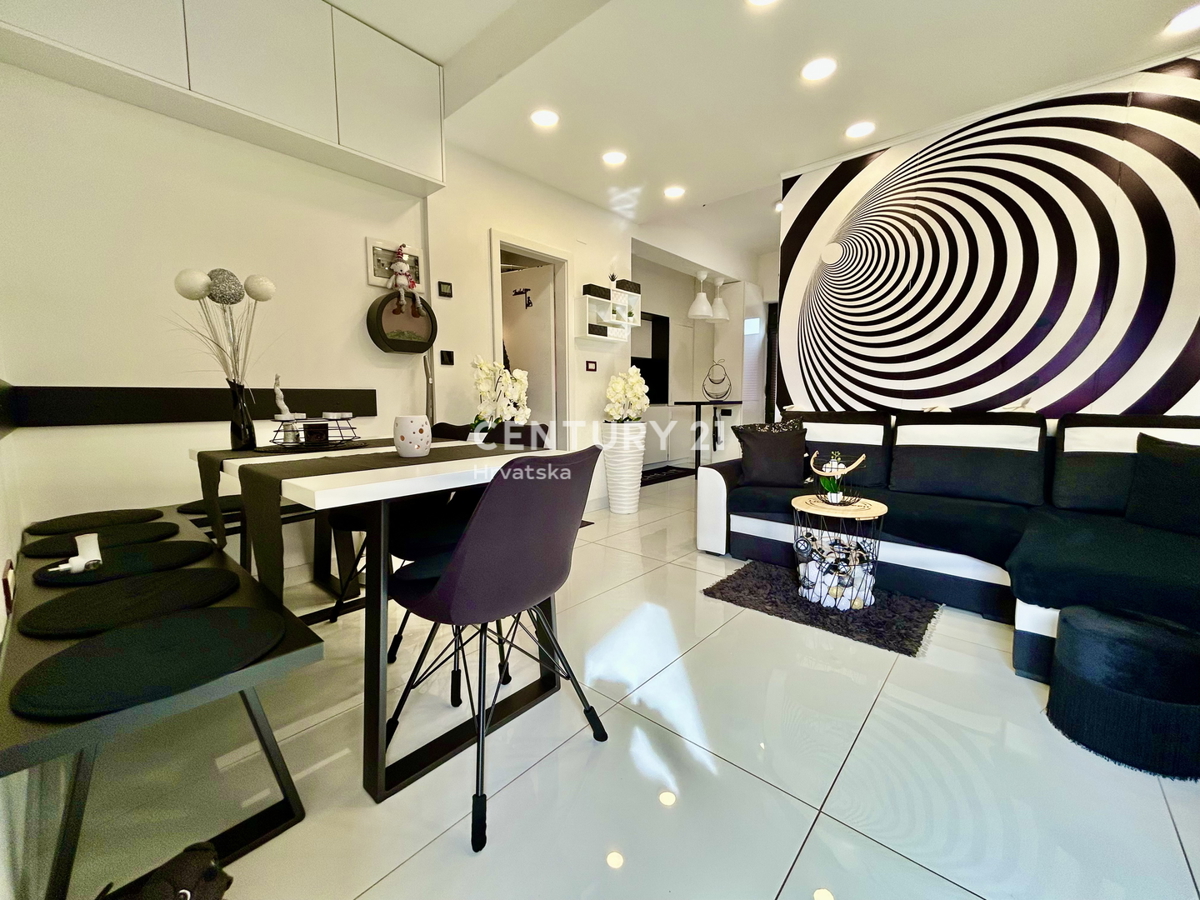 UMAG, CENTRO, APPARTAMENTO NUOVO E ARREDATO AL PIANO TERRA