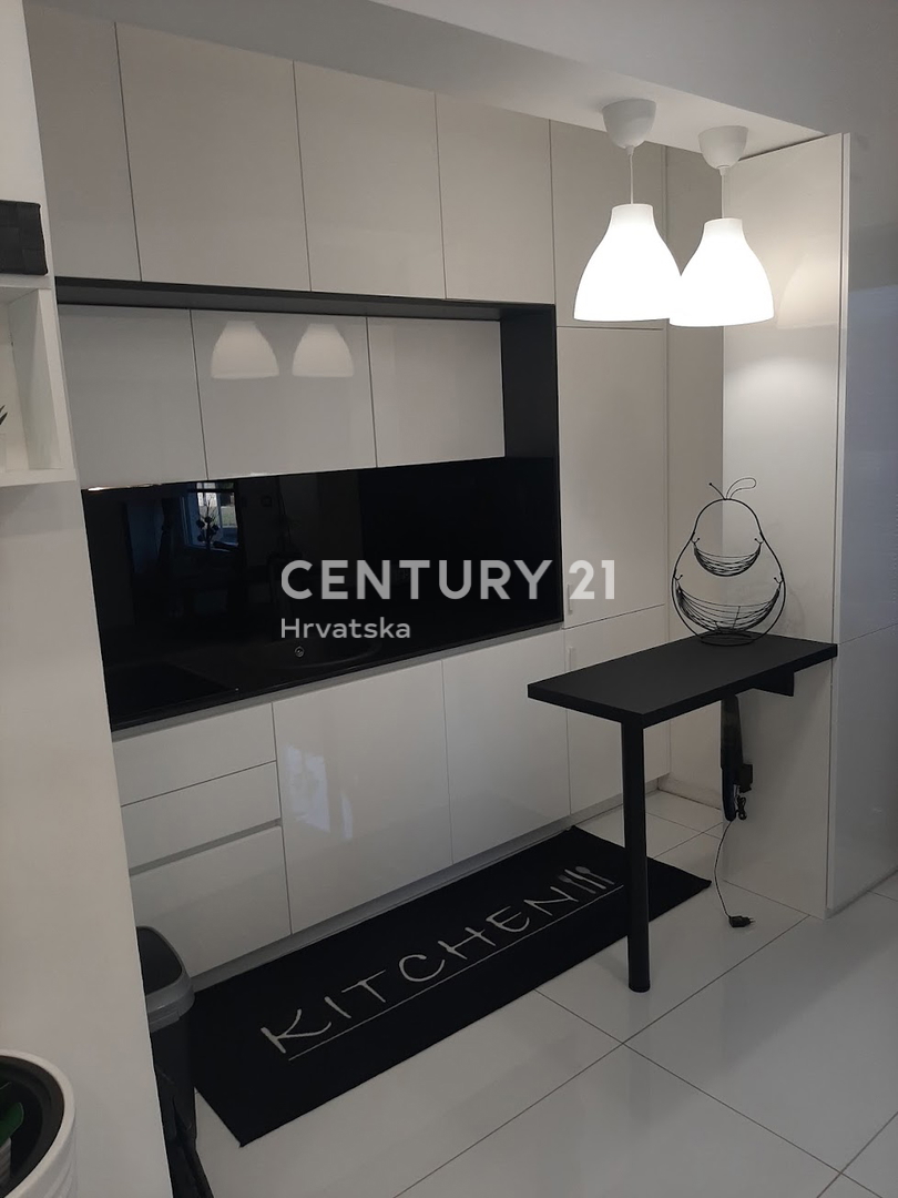 UMAG, CENTRO, APPARTAMENTO NUOVO E ARREDATO AL PIANO TERRA