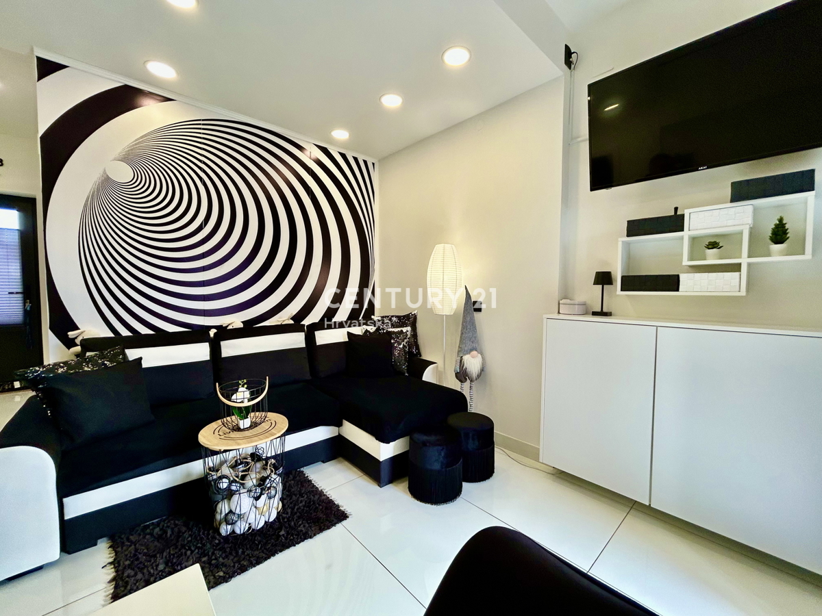 UMAG, CENTRO, APPARTAMENTO NUOVO E ARREDATO AL PIANO TERRA