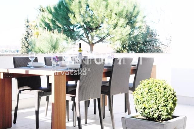 Vendita, Casa, Indipendente, Provincia di Istria, Novigrad