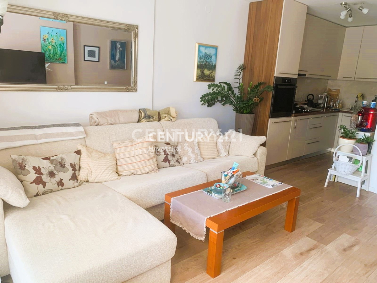 Vendita, Casa, A schiera, Provincia di Istria, Rovinj