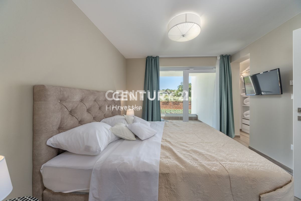 Vendita, Casa, Bifamiliare, Provincia di Istria, Poreč