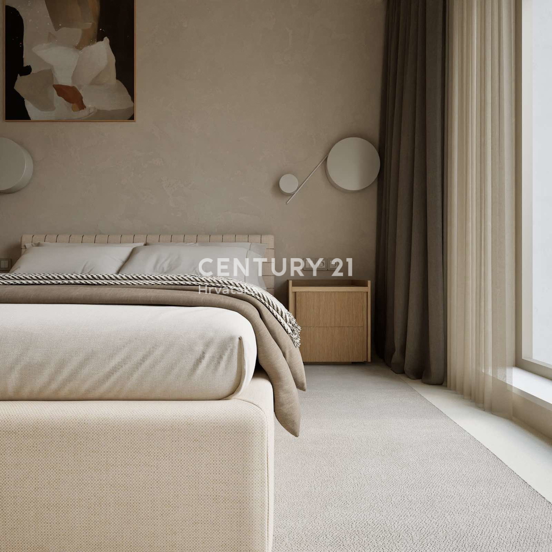 LABIN, VILLA NUOVA CON PISCINA E 4 CAMERE DA LETTO