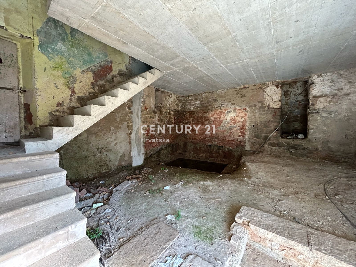 OPRTALJ, HOTEL, ANTICA STRUTTURA IN PIETRA PARZIALMENTE RISTRUTTURATA