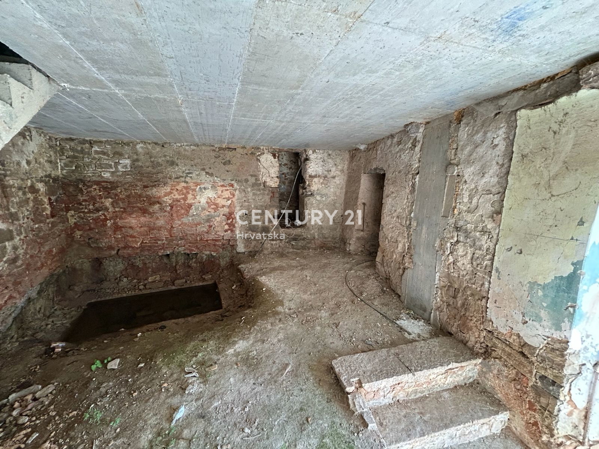 OPRTALJ, HOTEL, ANTICA STRUTTURA IN PIETRA PARZIALMENTE RISTRUTTURATA