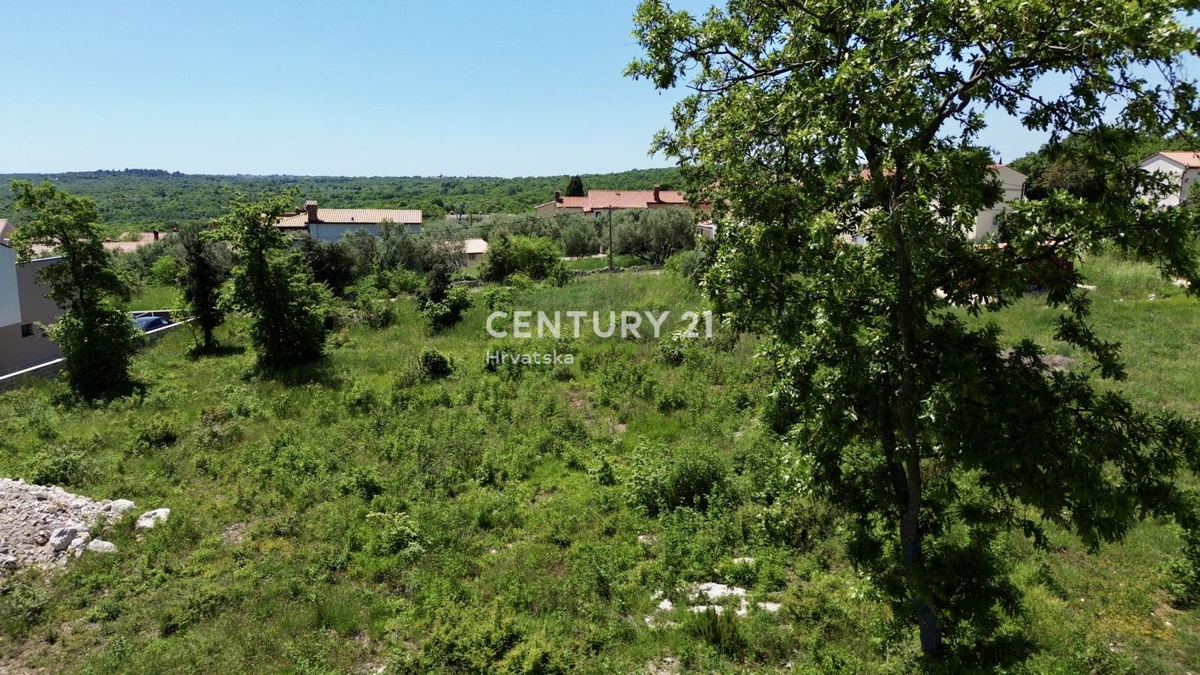 KRNICA, ZONE CIRCOSTANTI, TERRENO EDIFICABILE CON VISTA MARE
