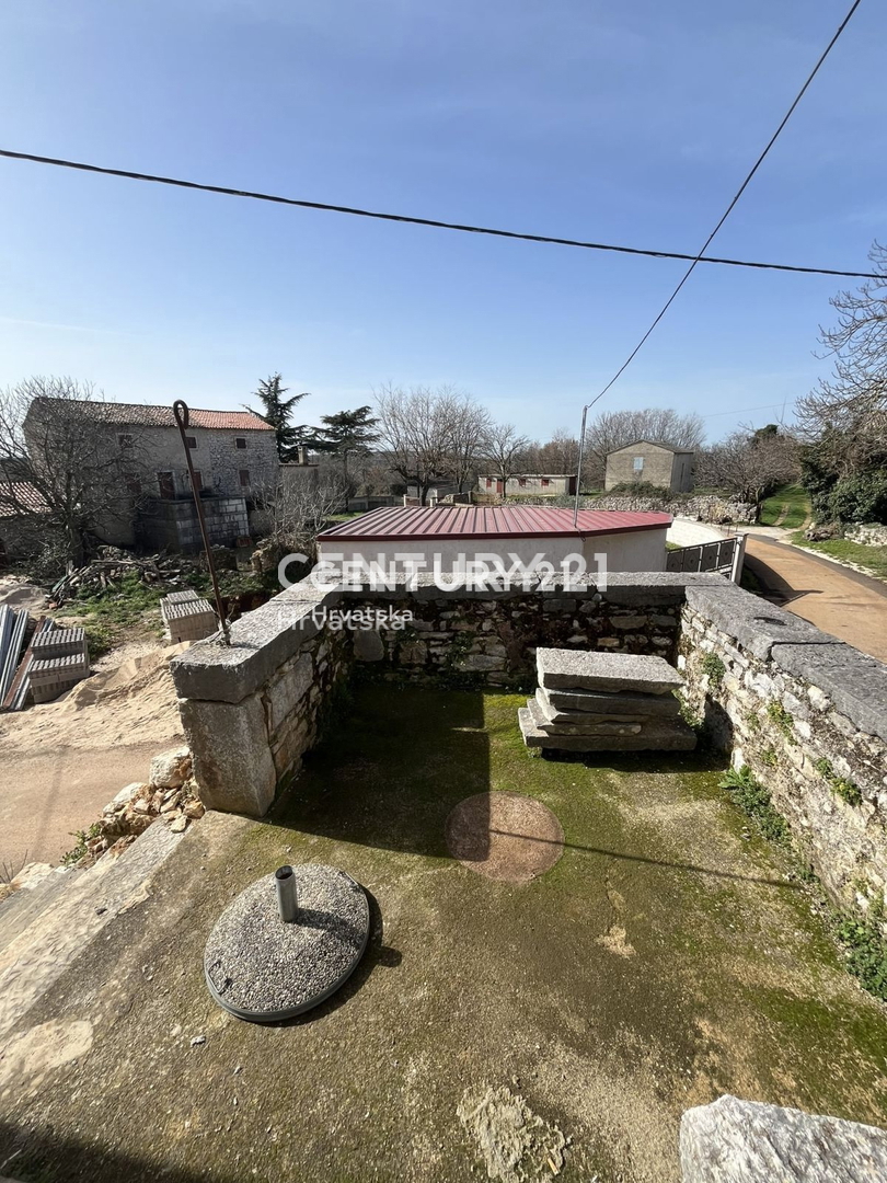 POREČ, VIŠNJAN, CASA A SCHIERA RISTRUTTURATA