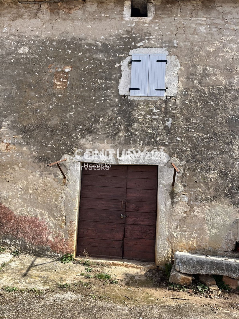 POREČ, VIŠNJAN, CASA A SCHIERA RISTRUTTURATA