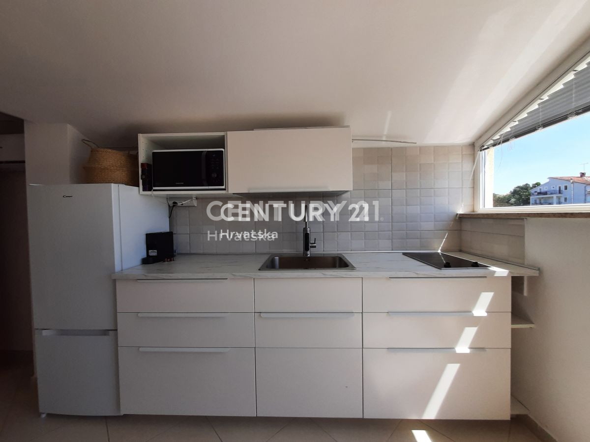 Vendita, Appartamento, 4,5 locali (4S+DB), Provincia di Istria, Poreč, Kukci