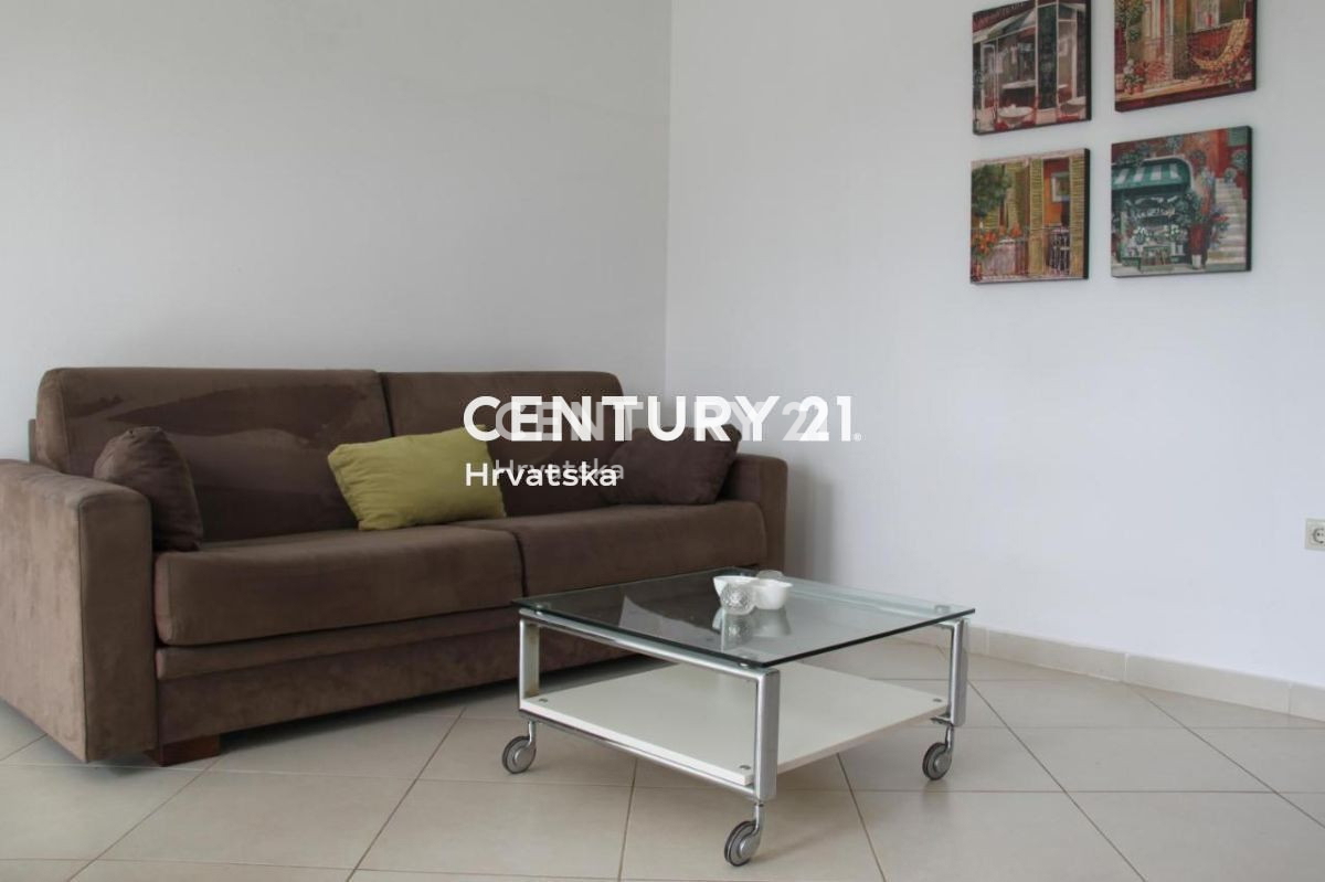 Vendita, Appartamento, 4,5 locali (4S+DB), Provincia di Istria, Poreč, Kukci